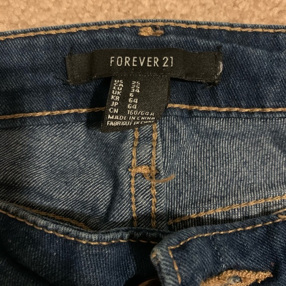 Forever 21 Jeans - Picture 3 of 3